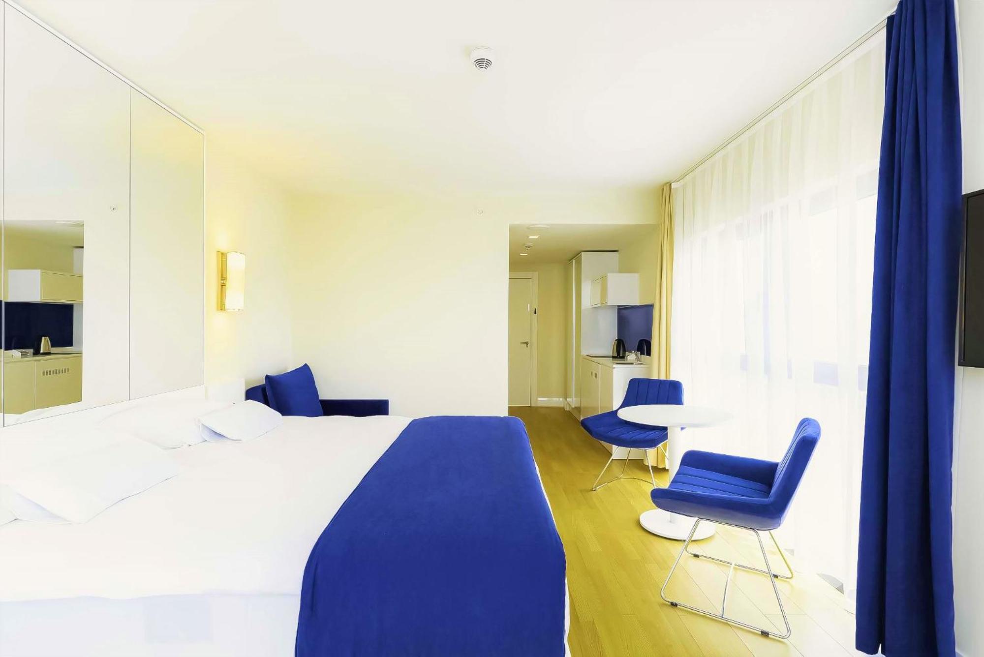 Orbi City Batumi With Sea View Bagian luar foto